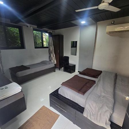 River View Resorts ศรีกาลาฮาสตี ภายนอก รูปภาพ